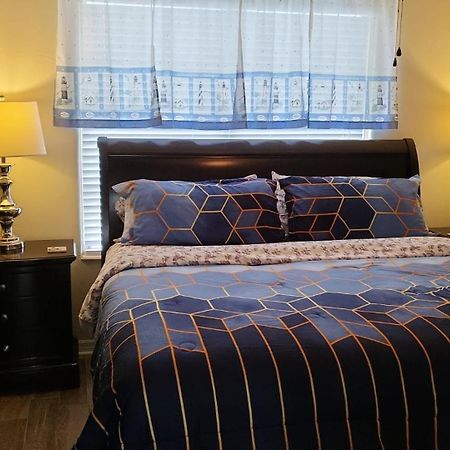 Spacious Beach House Unit,Beautifully Furnished 2 Bed 2Bath./2Min.Walk To Beach Clearwater Beach Dış mekan fotoğraf